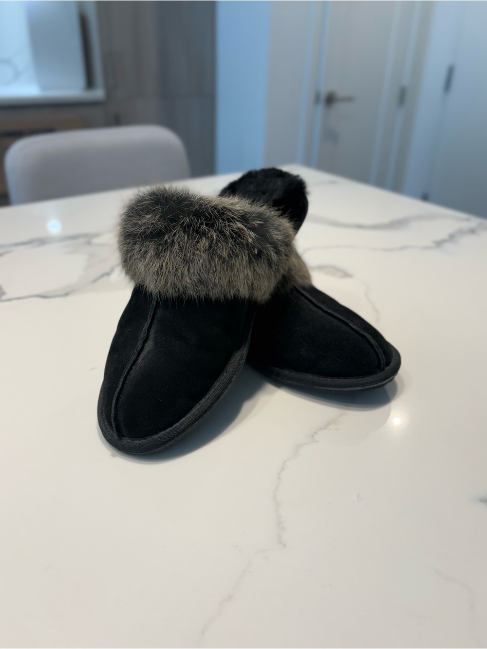 Overland Leather/Sheep Skin Black Fur-Trim Mule Slippers, Sz 7